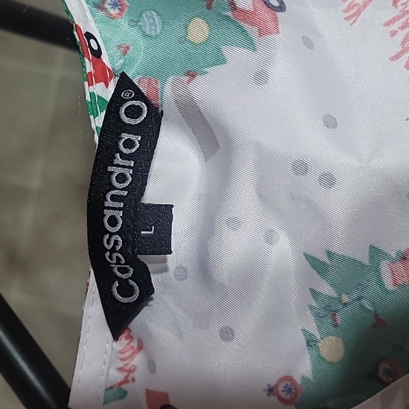 Christmas Scrub Top - Picture 4 of 4